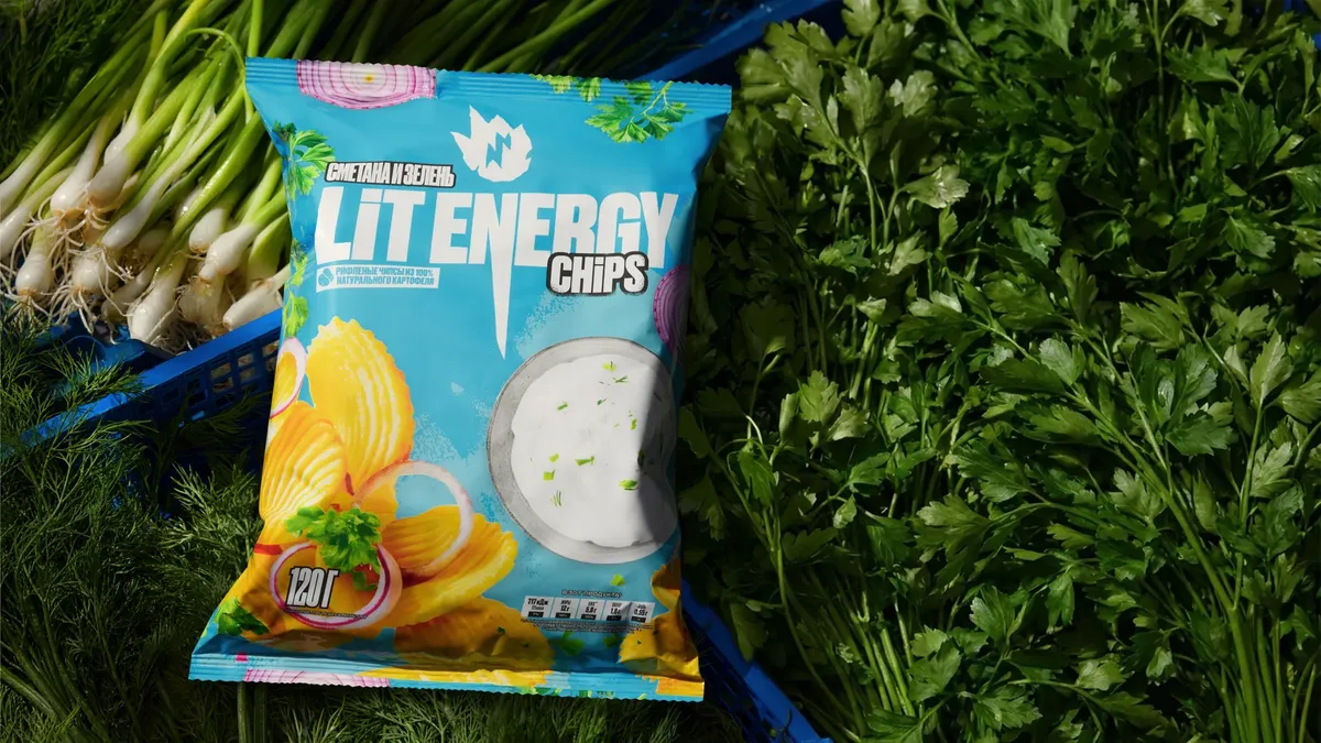 Пачка LIT Energy Chips Сметана и зелень на грядке зелени
